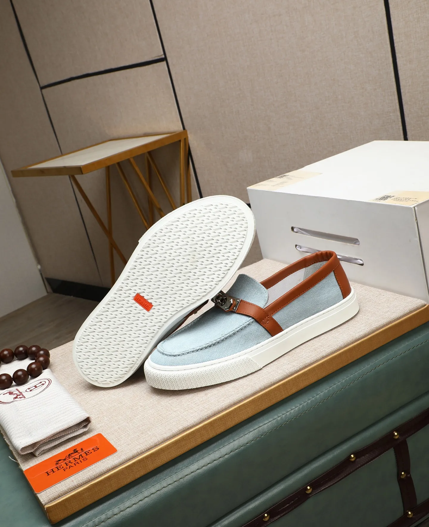 Men's shoes 💰720 (top version) [HERMÈS] Hermès counter new model 🆕men's casual loafers, the fabric is made of high-tech original materials and first-layer cowhide, spliced ​​with a variety of comfortable materials, lightweight EVA original outsole, and Labang lasting method to create a very light and energetic fashion style! Size: 39-44 (38 45 customized)